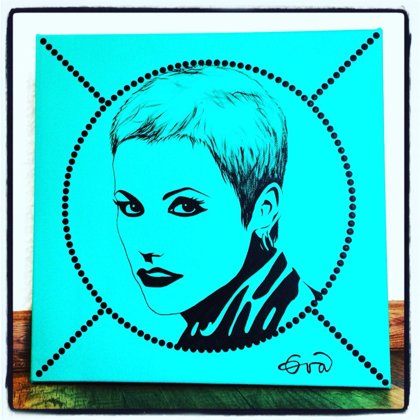 Dolores_30x30cm